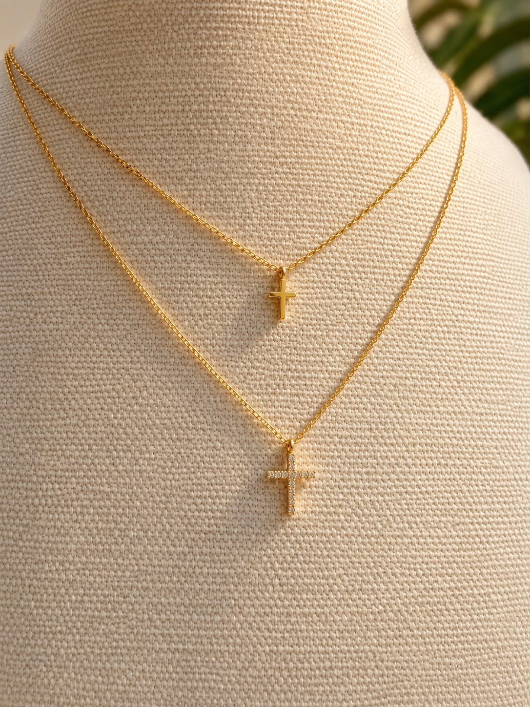 Set Cruz de Collares y Aretes